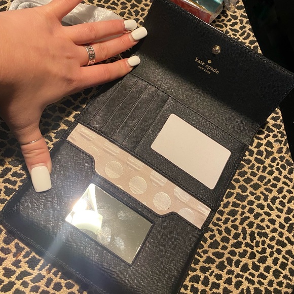 Kate Spade - Picture 3 of 3